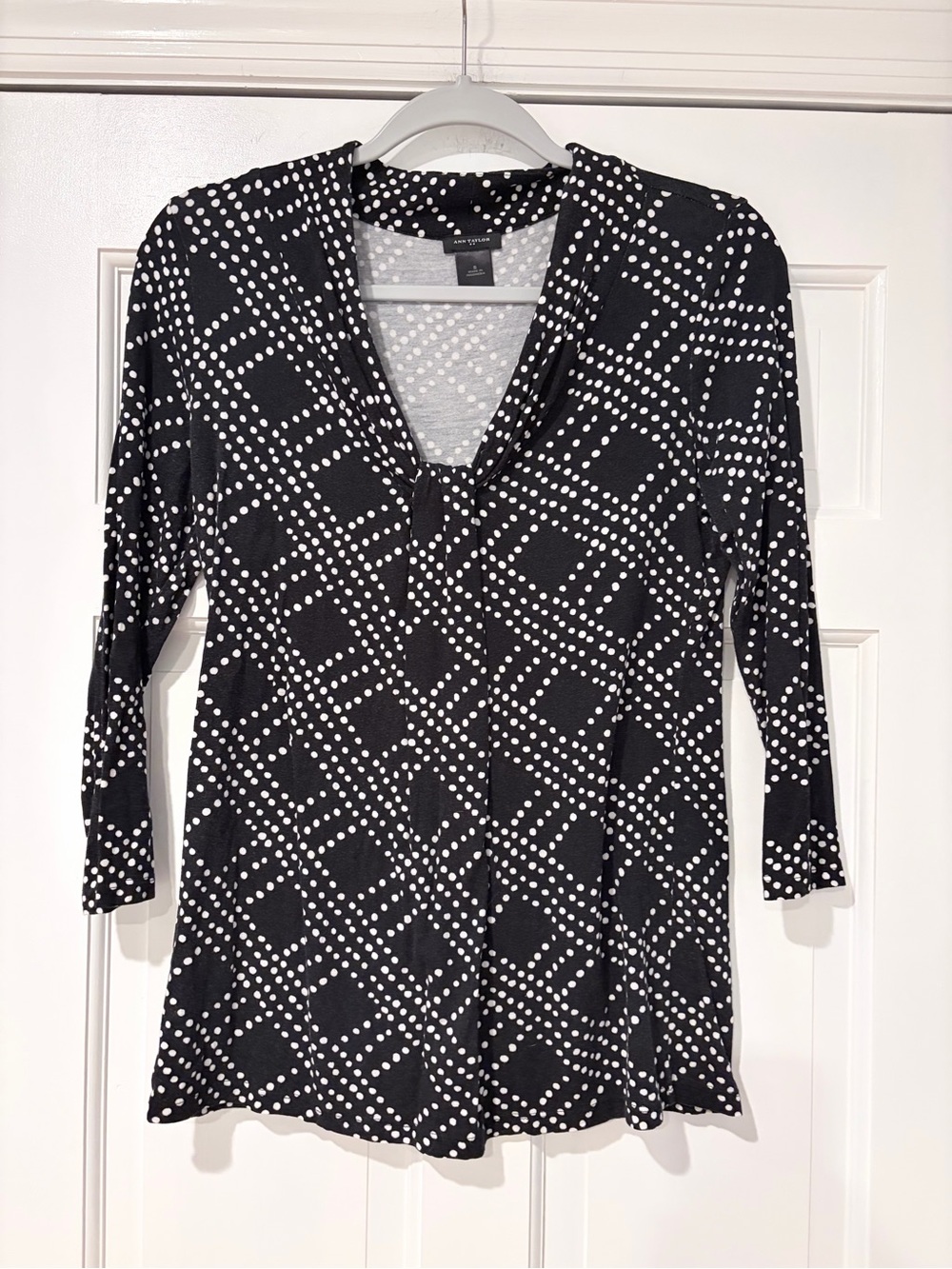 Ann Taylor Black and White Polka-Grid V-Neck Tunic
